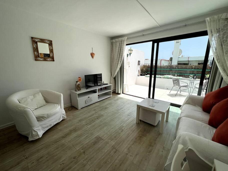 Casa Perdy, Beautiful 1 Bedroom Apartment With Communal Pool Тиас Экстерьер фото
